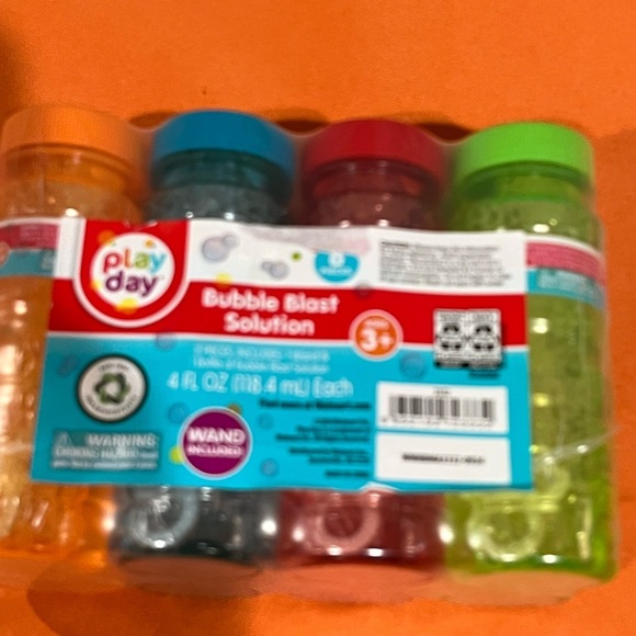 Play Day Bubble Blast Solution Set - Orange, Blue, Red, Green 8pack 4oz - Picture 9 of 9